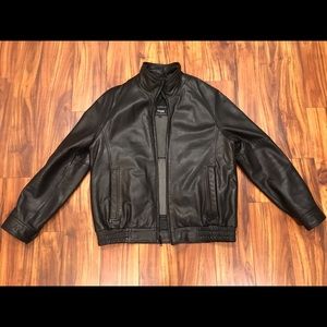 Wilsons Leather Men’s Jacket, Large- like new.
